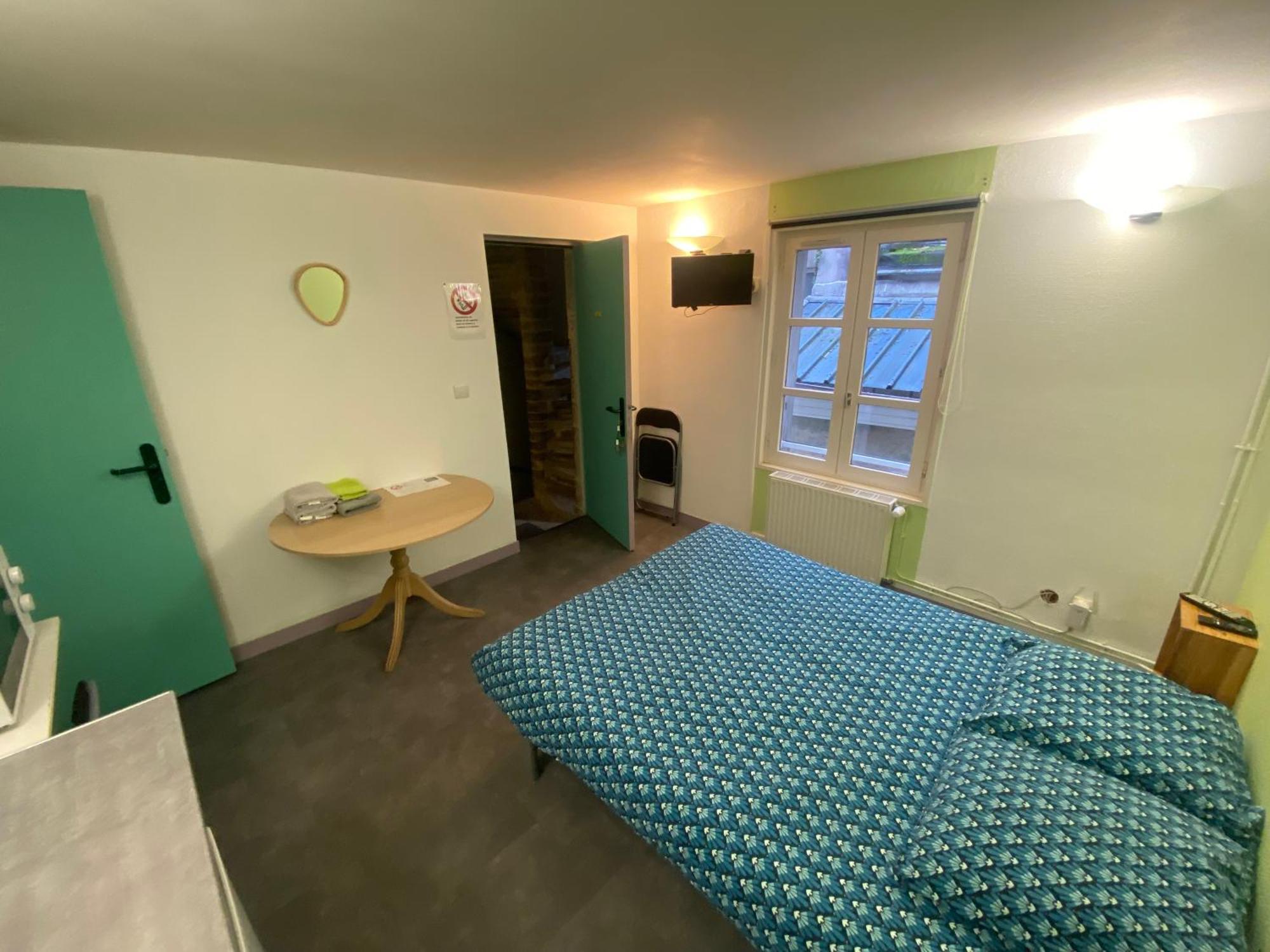 Ou Centre Apartment *